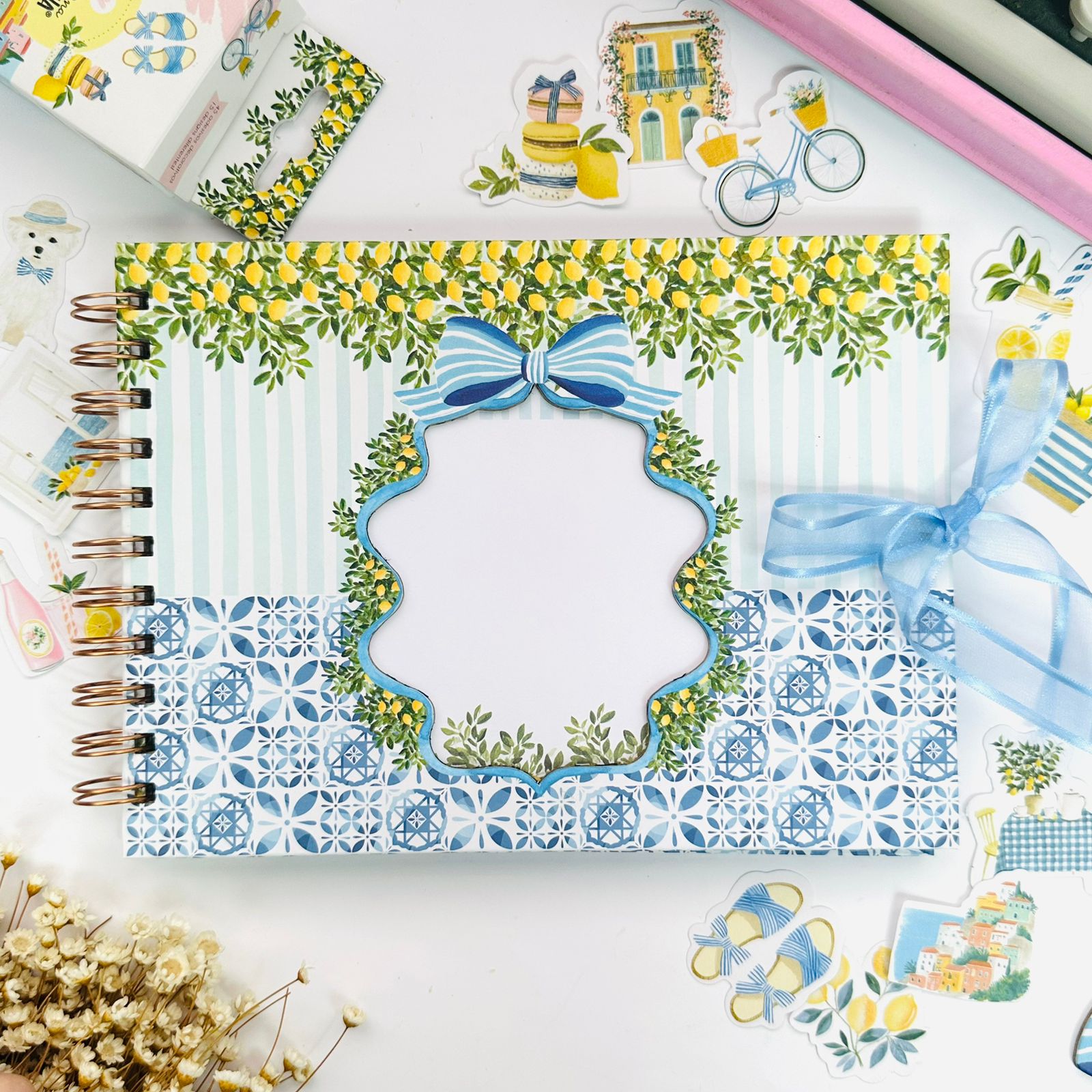 Scrapbook A5 com 30 Folhas Decoradas